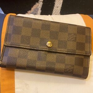 Louis Vuitton Damier Ebene Wallet